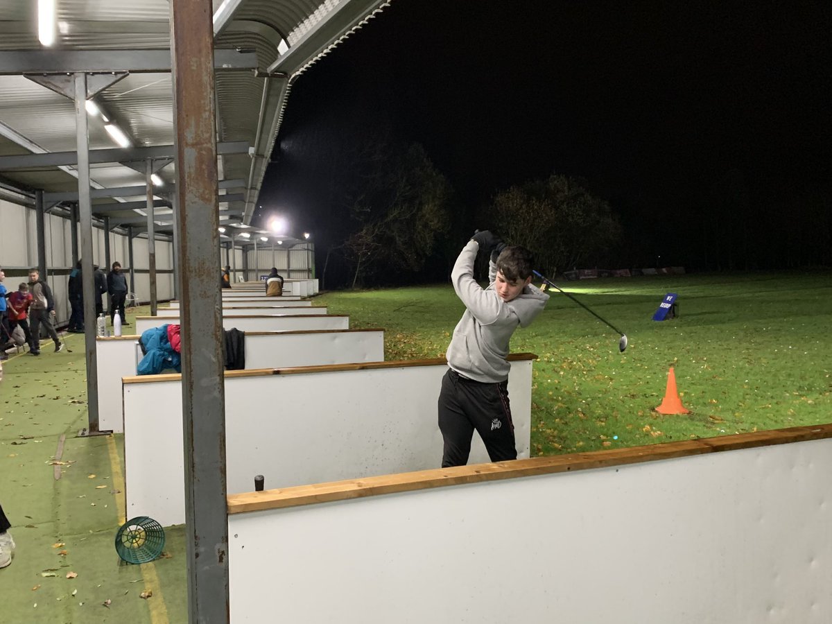 Our Scouts and Explorers hit over 1000 golf balls tonight at Bluebird Golf Driving Range, Salmesbury Hall. Some travelled over 150 metres! A great all weather activity and the venue was very accommodating. @BlackburnScouts @EastLancsScout #thegreatoutdoors #skillsforlife