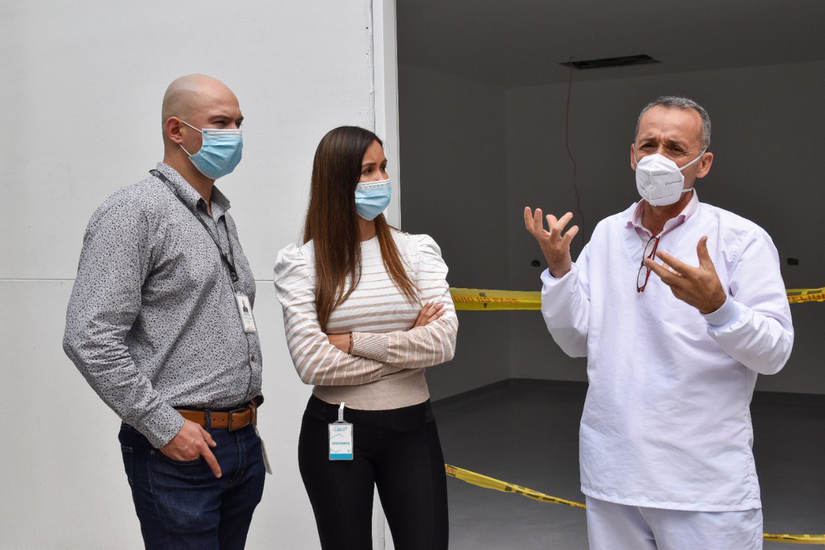 Laproff_SA's tweet photo. 👥Así conversamos con la @alcaldia_sabaneta, explorando propuestas para trabajar en conjunto, conociendo nuestras instalaciones y los nuevos proyectos de crecimiento para el futuro. Mira las fotos⬇️

Laproff #NosImportaTuSalud #SiempreContigo 💙 https://t.co/nrm6SKTUOr