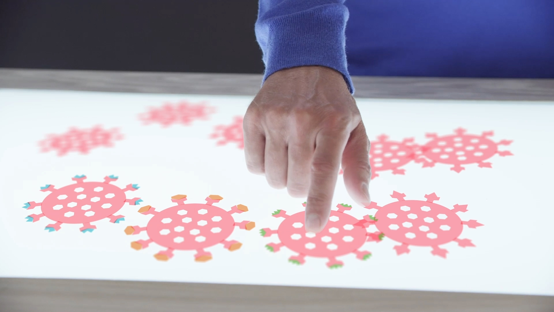 Bill Gates on Twitter: "I made this video a few months ago to help explain  what happens when a virus mutates. You can read more about the ways in  which new variants