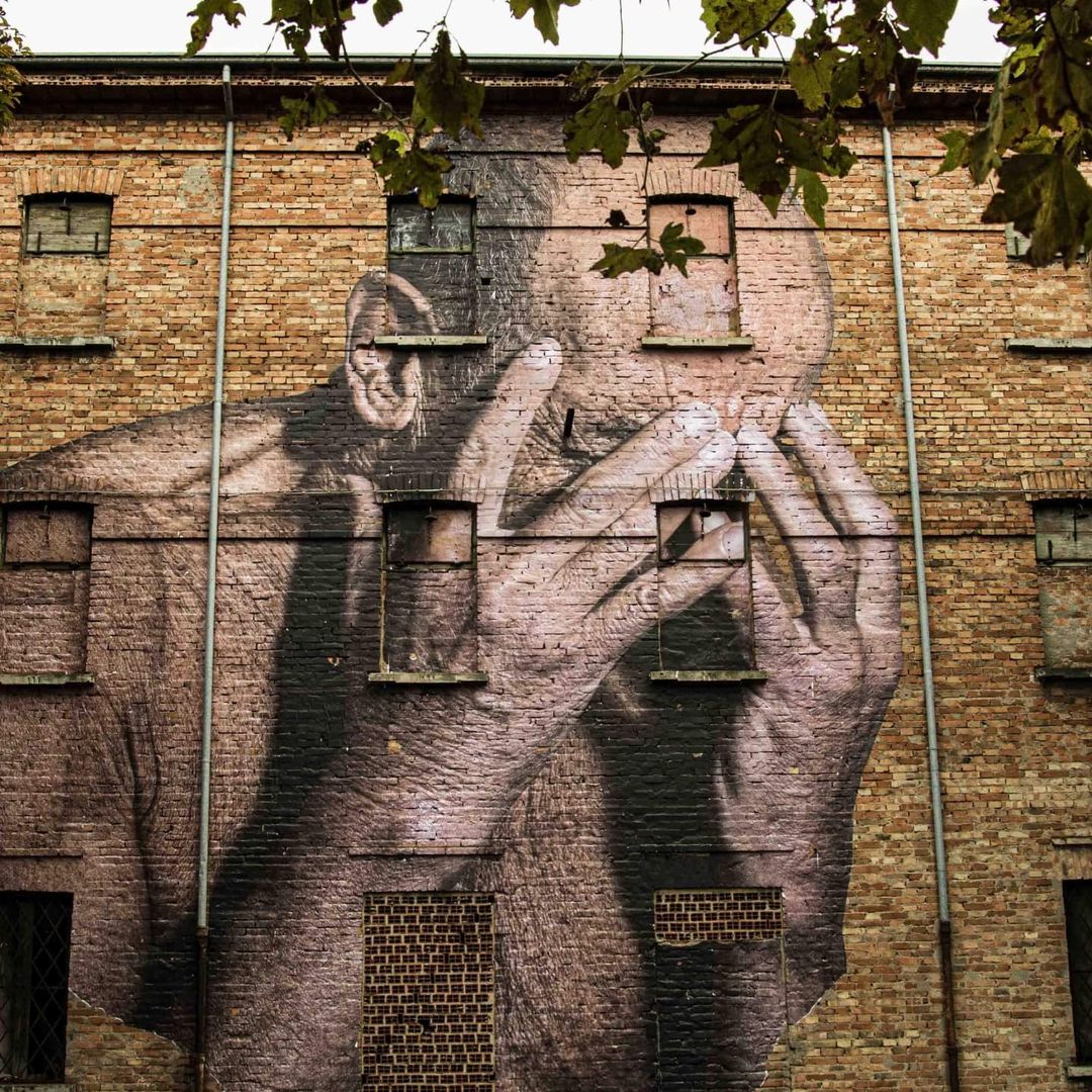 'HELL IS ROUND THE CORNER'

By Bifido for Bosco - Urban Art Project in Gambettola, Italy.

#Italy #StreetArt #Graffiti #Mural