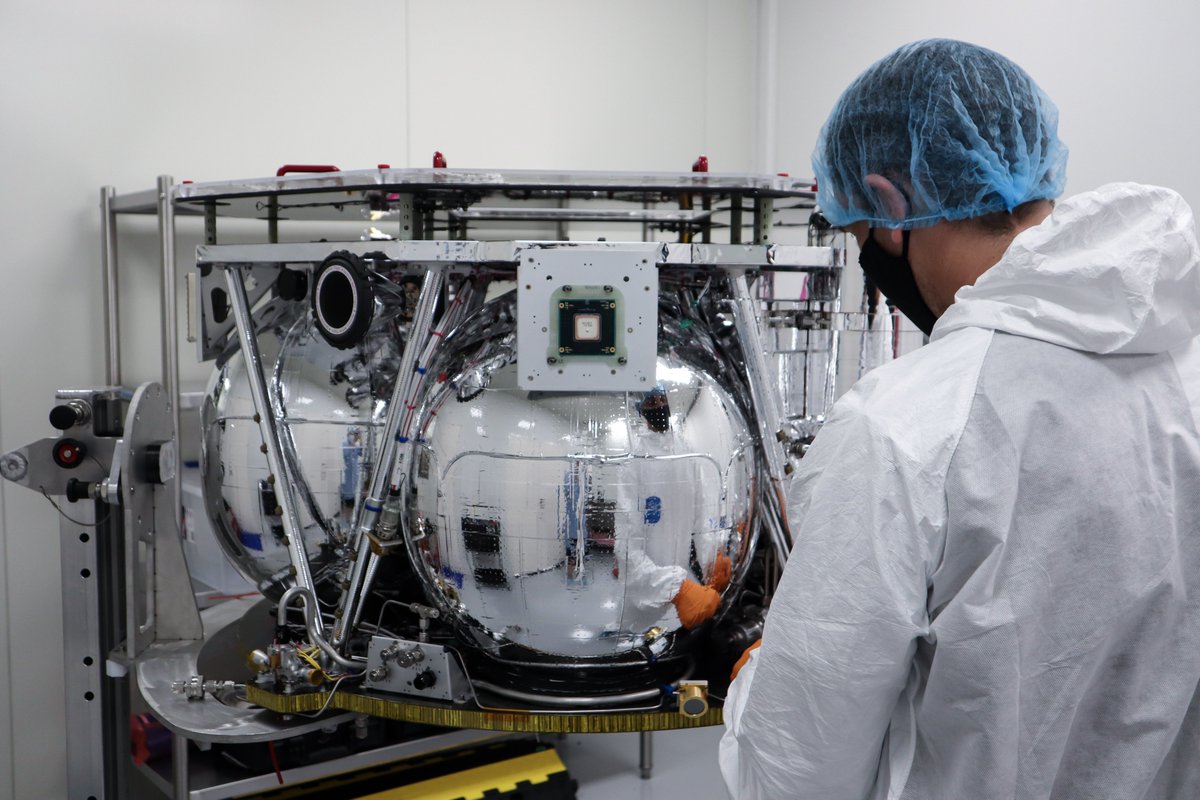 RocketLab's tweet photo. Lunar orbit is calling!🌑Our Photon spacecraft is headed to the Moon with @NASA and @AdvancedSpace for the CAPSTONE mission next year. Check out these latest progress images from our spacecraft production facility. https://t.co/AFSfud0VEi
