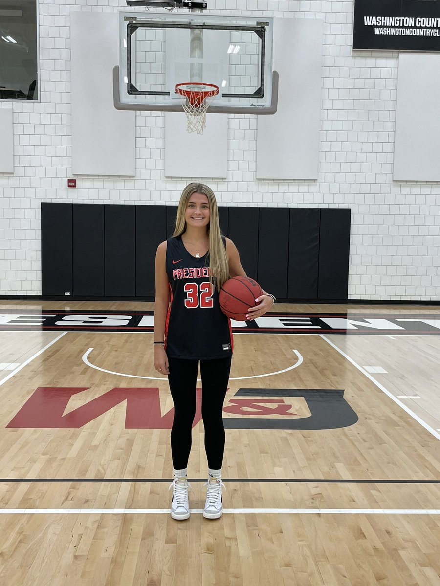 Thank you <a href="/CoachDerubbo/">Jina DeRubbo</a> <a href="/WJ_WBB/">W&J Women's BBall</a> for an amazing visit today! Had a great time meeting some of the team and seeing the campus!!