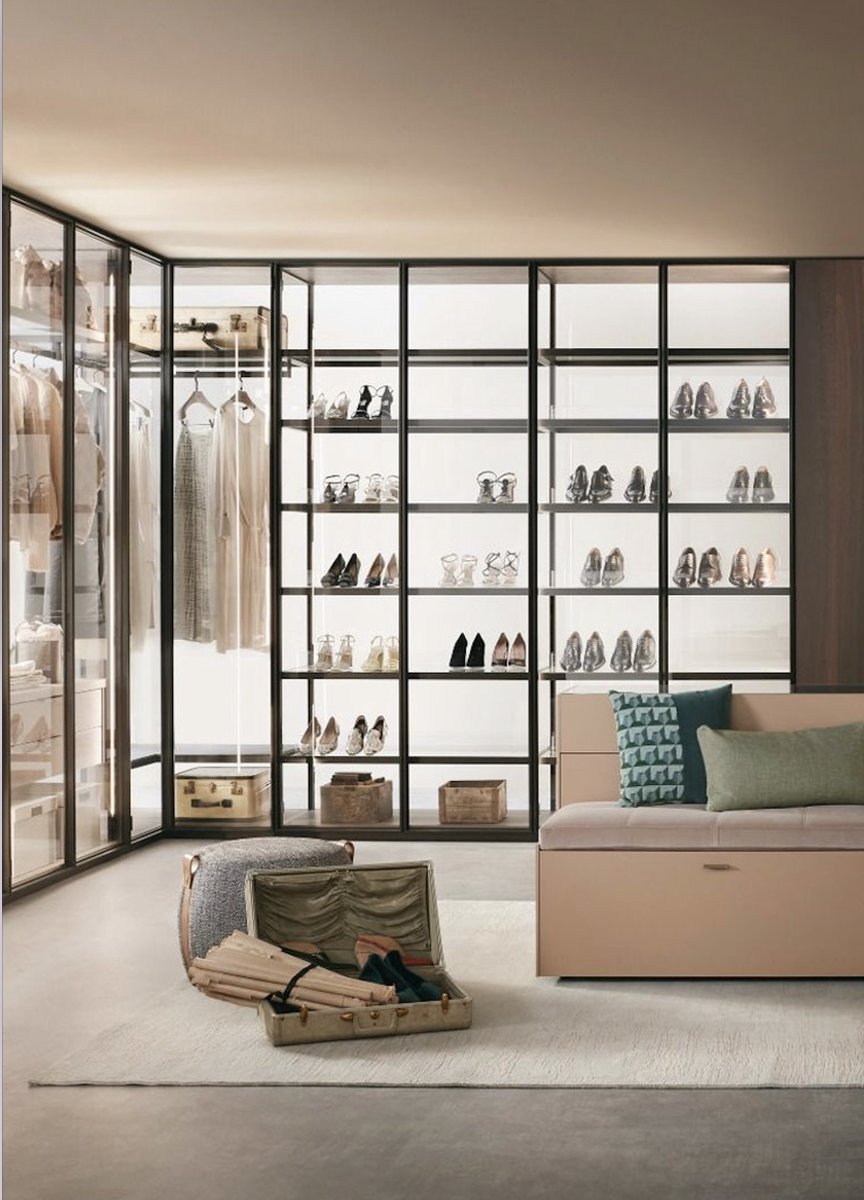 emptystudio's tweet image. Why hiding it? Glass closets and wardrobes for sophisticated and tidy dress rooms. Curated collections of Italian design furniture by Emptystudio.

emptystudio.com/italian-furnit…

#emptystudio #interiordesign #furnituredesign #madeinitaly #kitchenandbathroom #homedecor