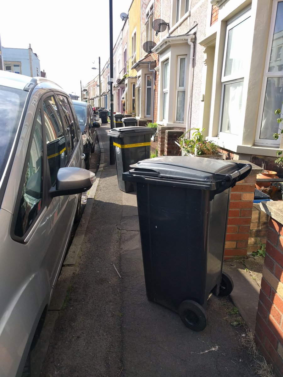 cooper_karen's tweet photo. @SimsonPete @bbcrb ...and don't get me started on pavement parking on bin day (especially when pushing a pram / with a child on a scooter)... https://t.co/oYqKUX0P2X