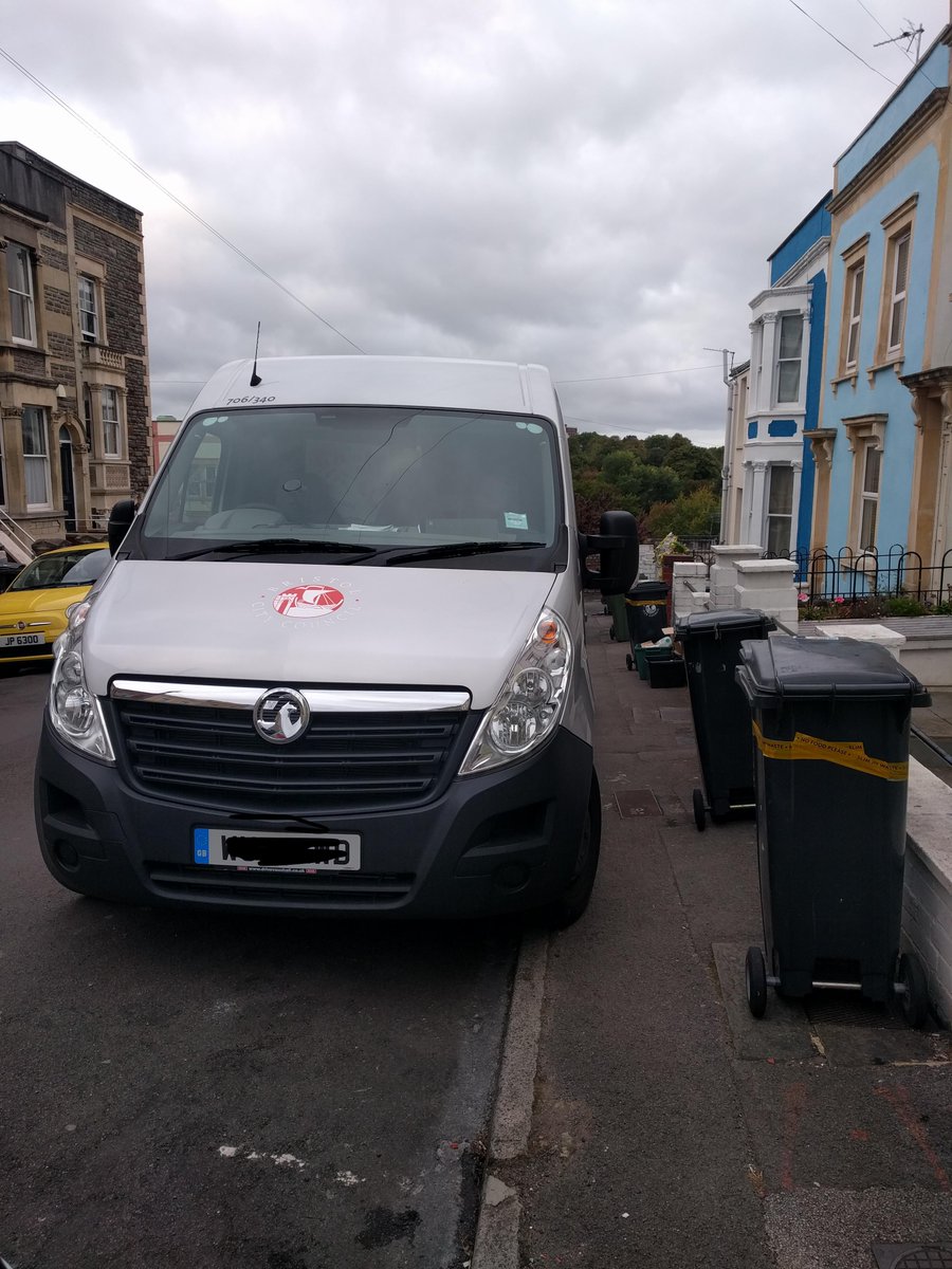 cooper_karen's tweet photo. @SimsonPete @bbcrb ...and don't get me started on pavement parking on bin day (especially when pushing a pram / with a child on a scooter)... https://t.co/oYqKUX0P2X