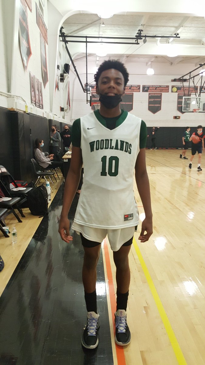 rayteodora1's tweet photo. Once again, this @woodlandsAth squad shows a lot of potential as the season progresses. Lots of talent on this YOUNG squad.
Standouts
#10 Eric Woodbury 17p
#1 Janai Miller 
#2 Zachary McDonald
#15 Isiah Tofouh
#11 Jayden Brinson
#5 Thomas Gabrielle
*8th grade 6'3 235 Sean McKenny https://t.co/YPecXYDskE