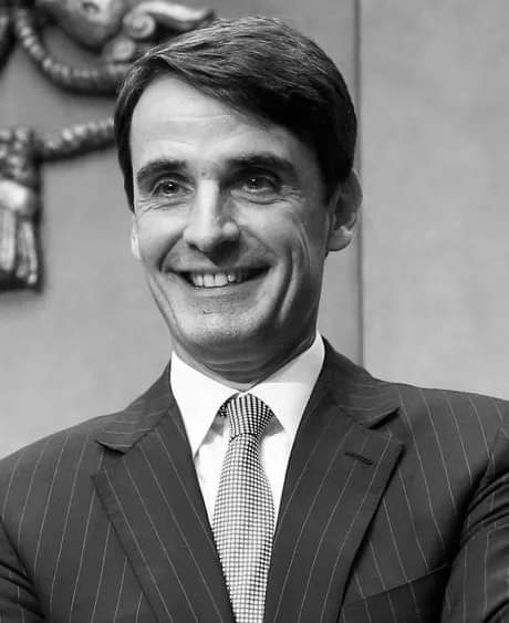 GuerinBoutron's tweet photo. Rien de mieux pour bien débuter la semaine qu'une excellente conférence ce lundi soir de Jean-Baptiste de Franssu, Président de l’Institut pour les Œuvres de Religion (l'I.O.R.est la banque de l’État du Vatican pour les institutions religieuses). https://t.co/oKXo3F8E7m