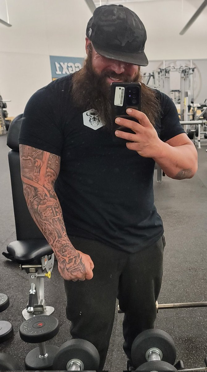 Miguelthebeard's tweet photo. From this morning's gym session
#selfie #beard #bearded #beardlife #beardlifestyle #beardflexing #beardporn #beardonpoint #beardseason #beardbeast #beardgains #thatbeard #bald #baldandbearded #noshavelife #shewantstheb #pogonophile https://t.co/WqswE3GDWr