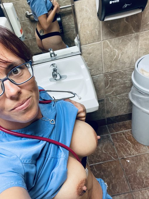 Happy #MilfMonday . MILFs featured: @texas_queen_82 and @DDD_Angie https://t.co/gEgCy9NP1Y<a href="/tag/milfmonday"class="tags">#MilfMonday</a><a class="tags" target="_blank" title="On Twitter" href="/?out=eyJ0eXAiOiJKV1QiLCJhbGciOiJIUzUxMiJ9.eyJpYXQiOjE3MjQ2NzMxMjAsImlzcyI6InR3cG9ybnN0YXJzLmNvbSIsIm5iZiI6MTcyNDY3MzEyMCwiZXhwIjoxNzU2MjA5MTIwLCJyZWRpcmVjdF91cmwiOiJodHRwczovL3R3aXR0ZXIuY29tL3RleGFzX3F1ZWVuXzgyIn0.ORF0vLzRhqG12ytmovsZj-4TnMeNAdfGQshalmAZeD9WOaIsh9Z2evrRXgU1Q-ES7Ify4arvhT3k0hJdx5pN5w">@texas_queen_82</a>