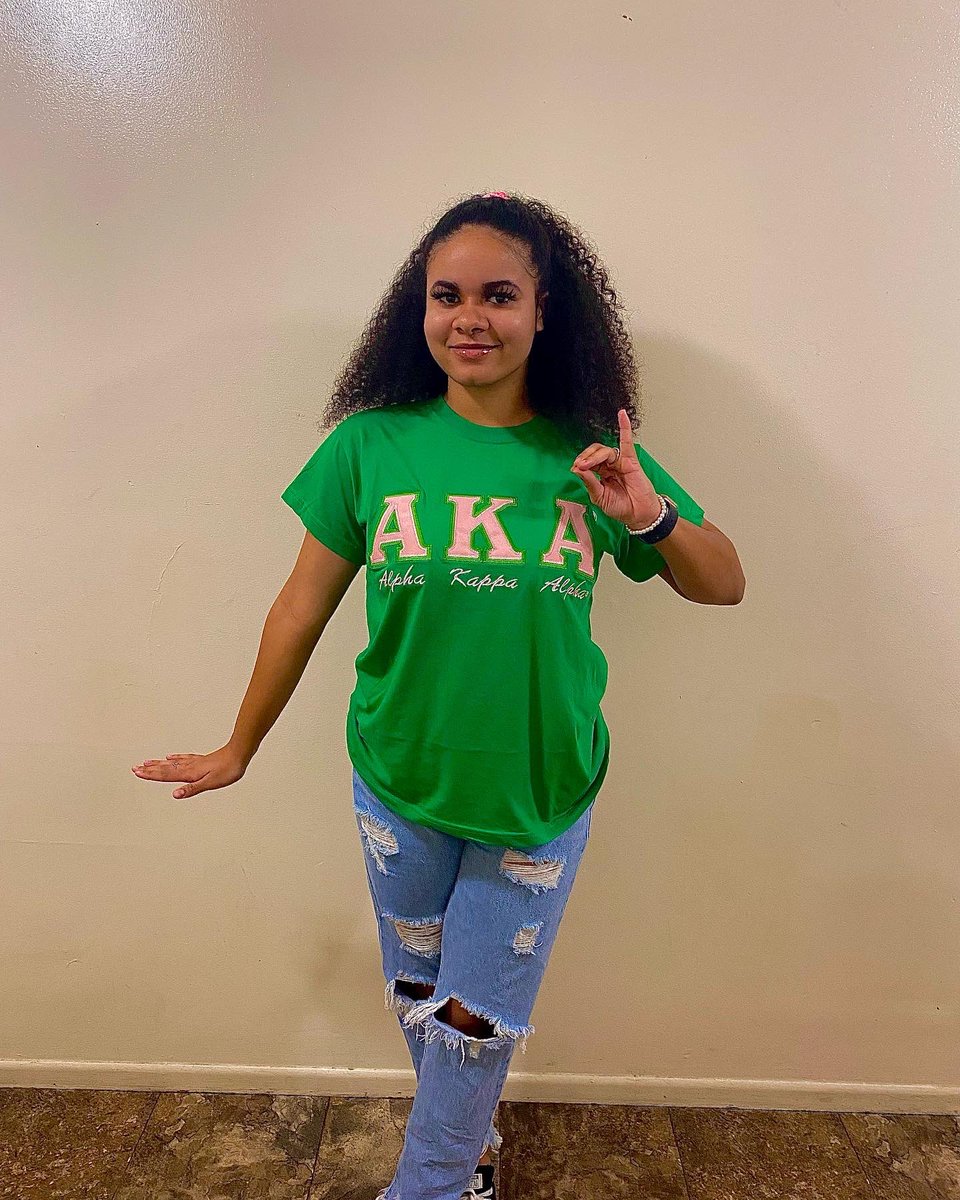 Congratulations to our newest President @MichaelaDennis8 for officially becoming an AKA Woman 💓 we are so proud of you!