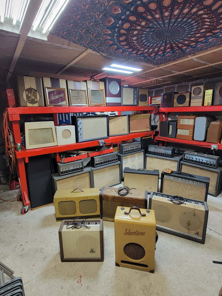 TomsAmpsDetroit's tweet photo. Post 5 of 5 of my main https://t.co/HQ6uV8HlRl collection, The Home of Vintage Tone. My Silvertones, on the floor and the shelving on the left.
2 1485s, 2 1484s, a 1483, every Twin Twelve (floor).
All are available for #Detroit #Studio #Rental. Royal Oak MI 248-808-2951 https://t.co/CfuhyWhtzo