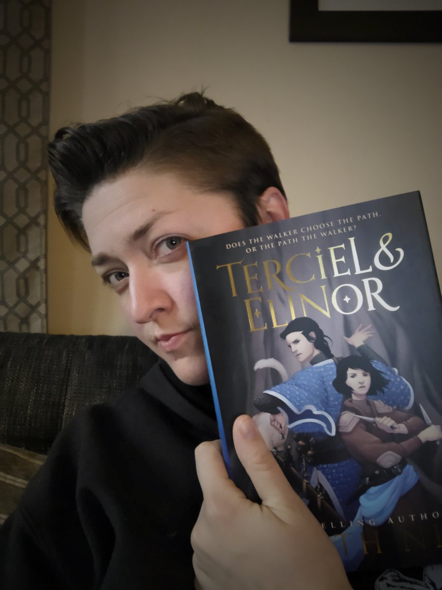 shendersonbooks's tweet photo. I'm giving away 2 copies of Terciel &amp; Elinor by Garth Nix. #Giveaway open from 11-30 to 12-31. Good luck https://t.co/AXH9kemA2E? #GarthNix #MomsWhoRead #Momswithablog #AmReading #BookLovers #bibliophile #bookaddict #bookshelf #books #ebooks #bookstagram #bookchat #litfic https://t.co/SFZXfWFeSV