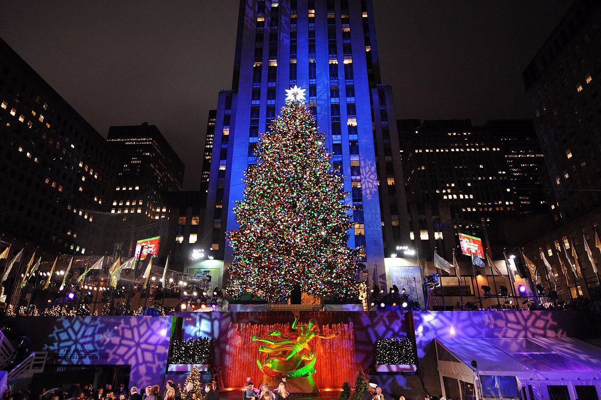 CNCOsite's tweet photo. - @CNCOmusic formará parte del NBC’s “Christmas in Rockefeller Center” este miércoles 1ro de diciembre desde la ciudad de NY totalmente en vivo por NBC 8:00 PM EST🌲‼️

#CNCO https://t.co/TQPxpfciXT
