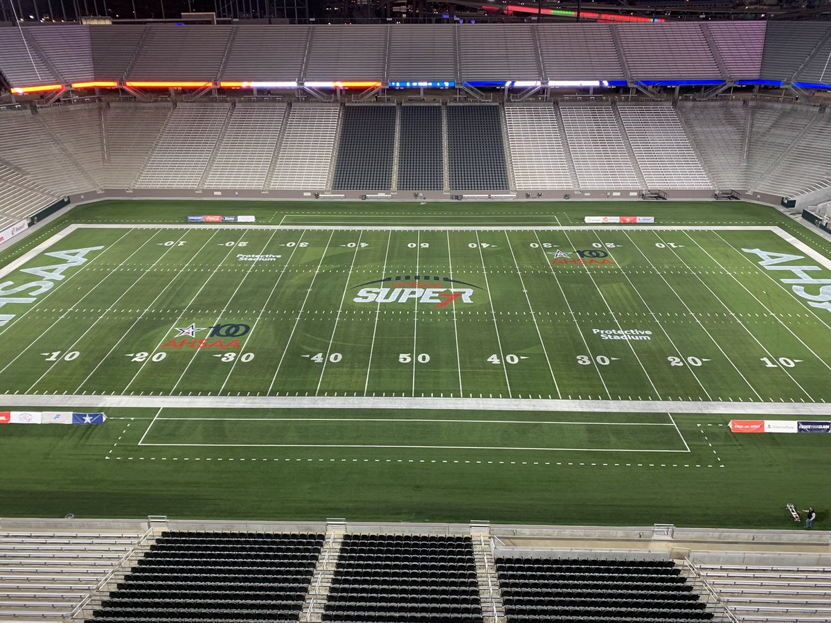 chrisblackshear's tweet photo. Protective Stadium looks ready for the Super 7!  #beautiful https://t.co/PsJDEGvgfY