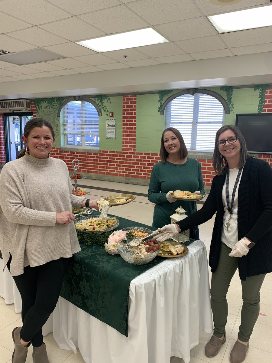 We had so much fun celebrating Ms. Sicard today! 👰‍♀️💒💍 <a href="/DicksonTigers/">E.R. Dickson Tigers</a> <a href="/MsSicardERD/">Ms. Sicard</a>