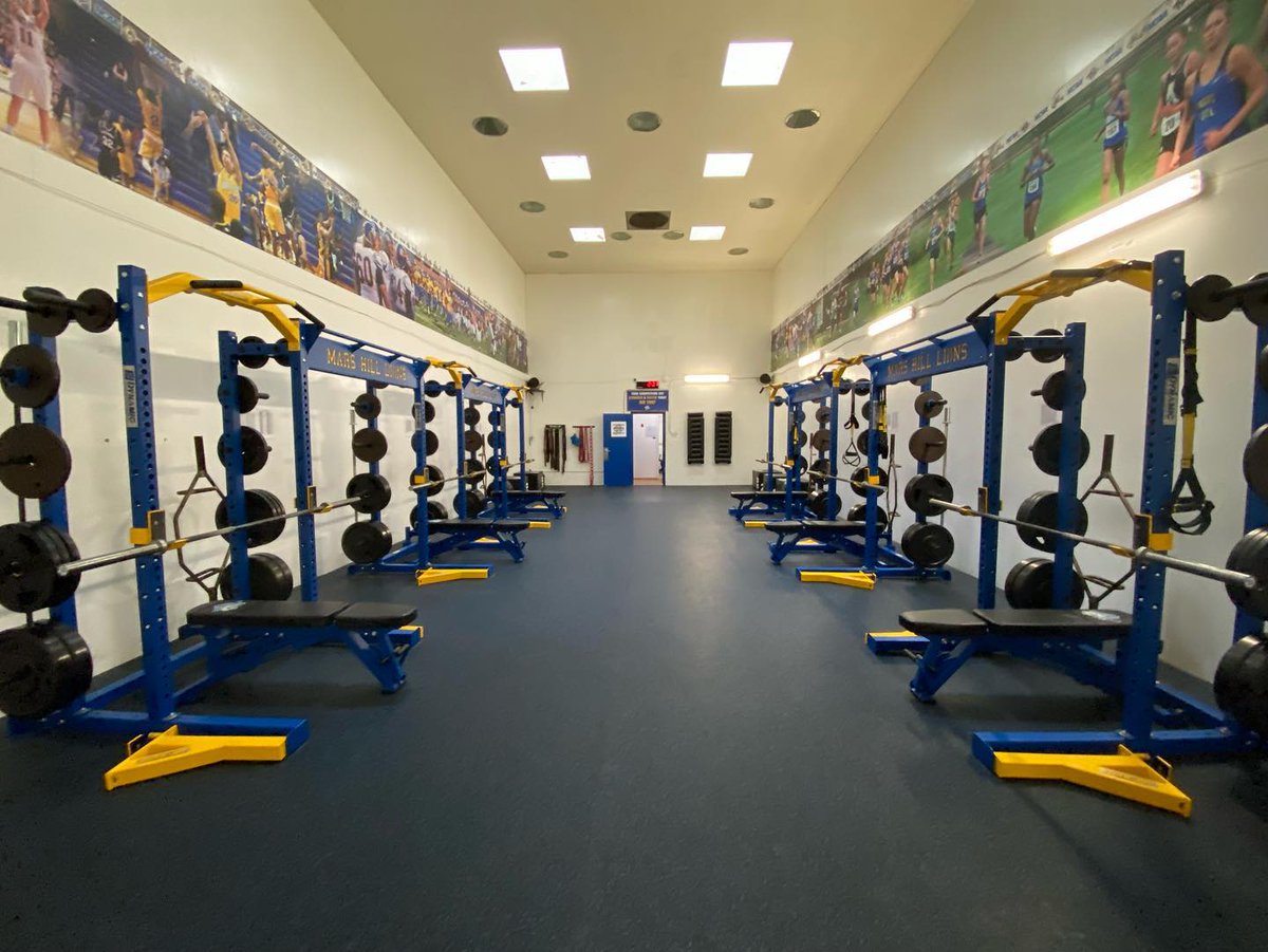 DynamicFandS's tweet image. Go Lions! Mars Hill University is preparing their students to move mountains! This beautiful campus is nestled in the western North Carolina mountains and sports new Dynamic equipment in their weight room! 

@mhulions 

#MHULions #GoHill #DynamicSpotlight #MoreStrengthPerSQFT
