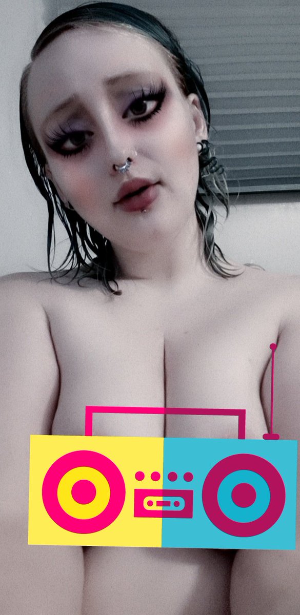 ThePunkPixie1's tweet photo. Played with this super cute filter!
New content is happening 😉

#Alternative #AltModel #Artist #Canadian #Model #Goth #Punk #PunkPixie #YYC #YYCArtist #ContentCreator #onlyfans #Spicy #Filter #Free #PPV 

https://t.co/TBeYe4JEnL
https://t.co/5YaRFgvcCb
https://t.co/uP0u7AS69t https://t.co/MYQot2yEiu