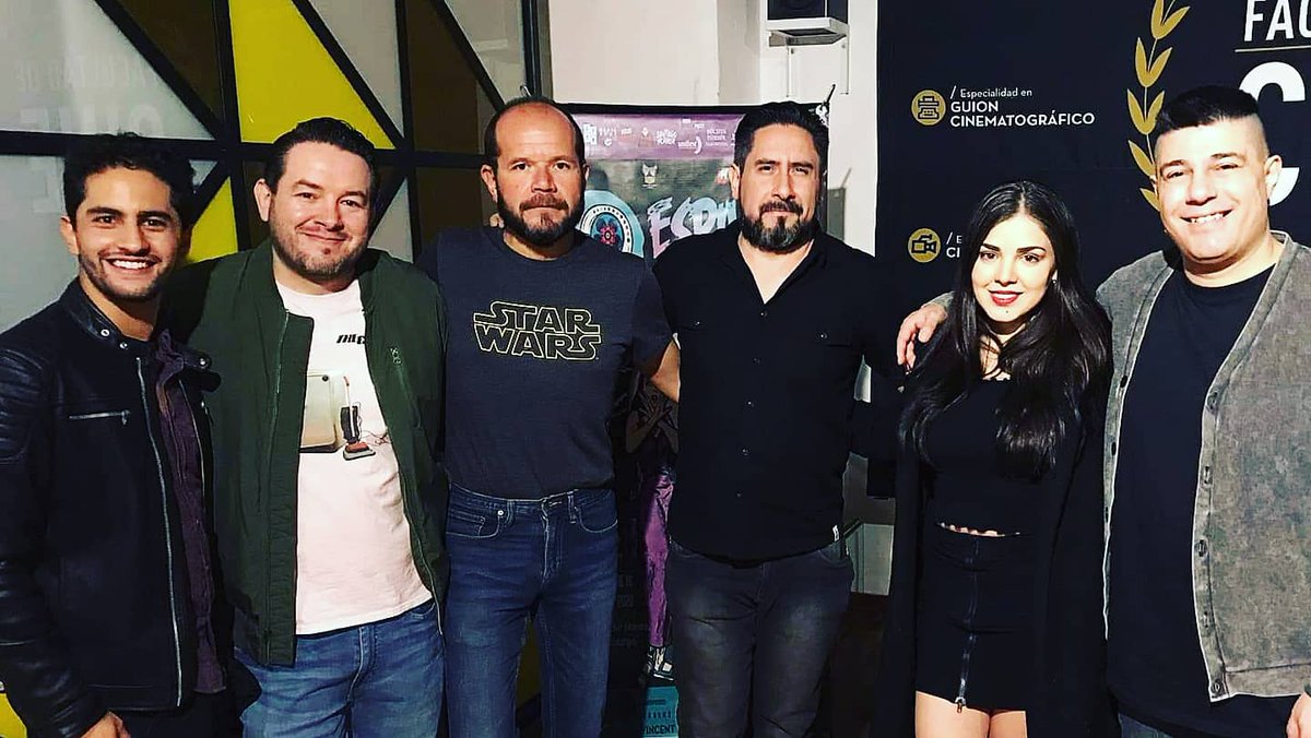 ArturoTay's tweet photo. Vol. 3 de @EspantoFilm en la @facultaddecine 

Gracias @Kiquekc por tus atenciones para nuestra película. 
#EXPIRAfilm 

@robertotrujillo @sandrabecerrilr @Marcoos_Guilty @AlineMarrero @enrique_arrizon @leopoldolaborde 

#HorrorMovies #MovieMonday #Movienews #FilmFestival https://t.co/B81EaO6acG