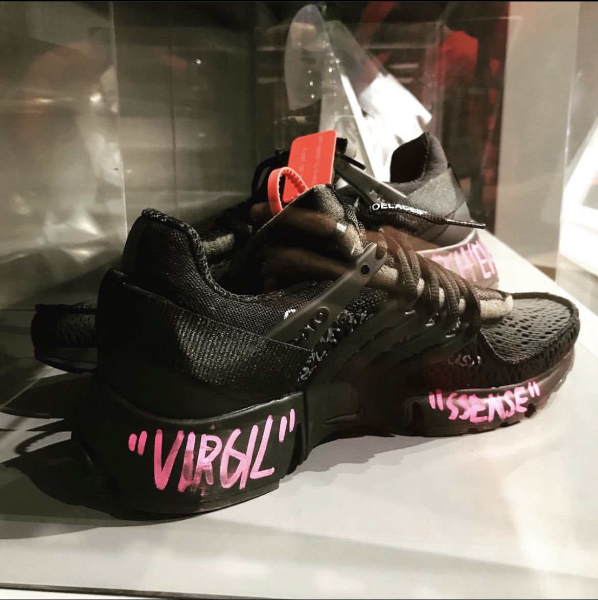 BrouNicolas's tweet photo. Il a tracé le chemin et est devenu la plus grande figure dans une industrie où quelqu’un comme lui n’a jamais été le bienvenu. Virgil Abloh, une inspiration à jamais. https://t.co/0FOmW8Orp4
