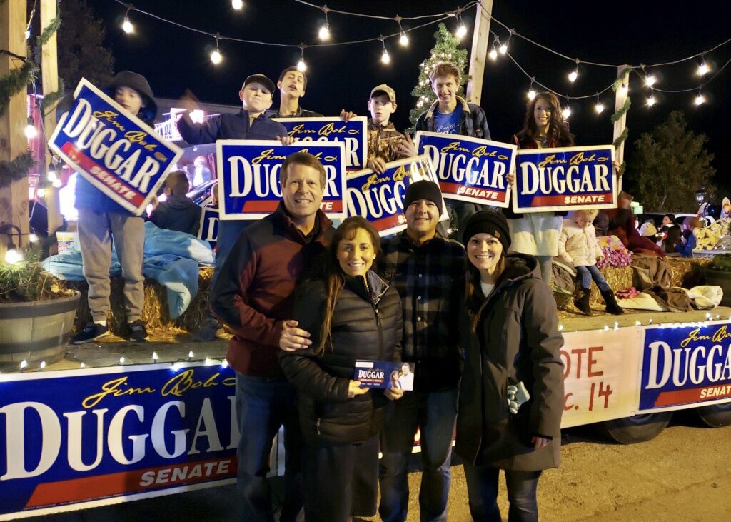 jimbobforar's tweet photo. The Springdale Christmas Parade was fantastic! A great turnout together kicking off the holiday season. All the campaign encouragement has us excited about the election! https://t.co/irwRjxEWEe