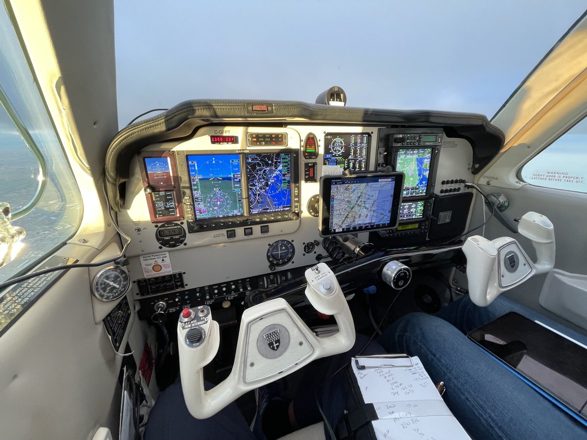 Last flight in Neo over JFK into Boston