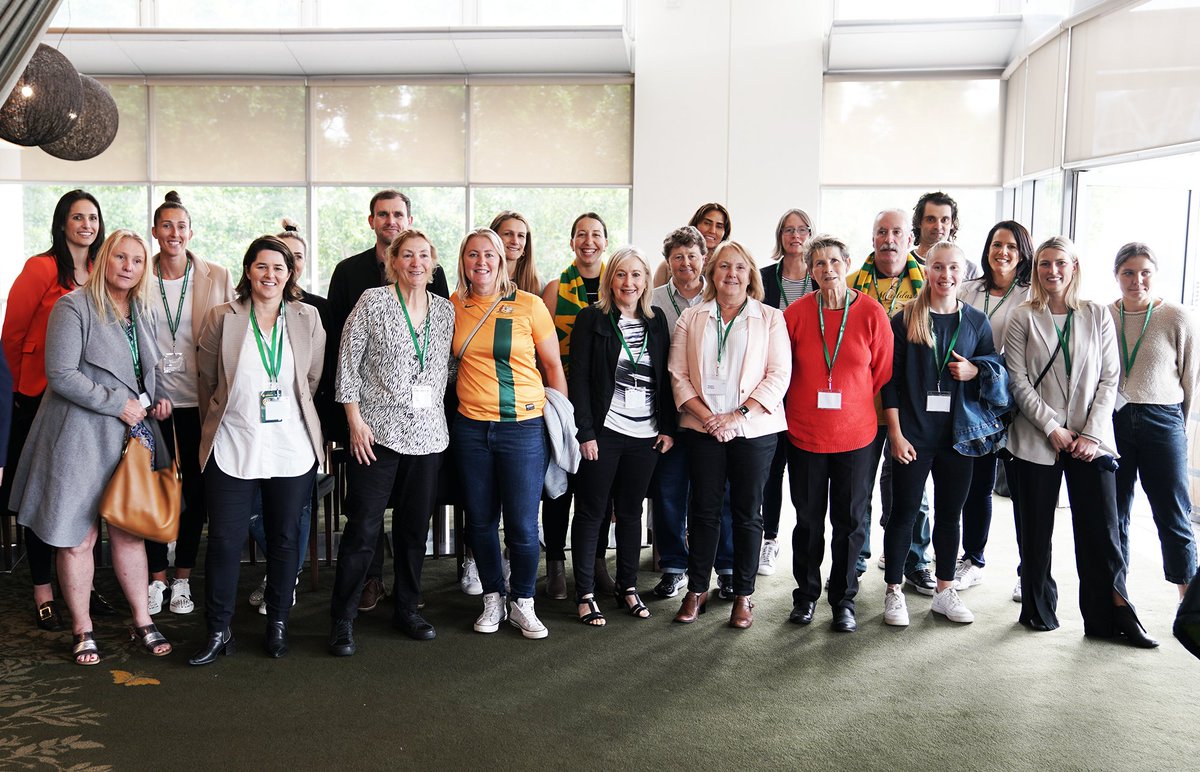It was wonderful to welcome so many <a href="/MatildasAlumni/">Matildas Alumni</a> to <a href="/thepfa/">Professional Footballers Australia</a>'s #PastPlayersProgram event for #AUSvUSA in Sydney on Saturday ☺️ 

#SupportingThePlayers