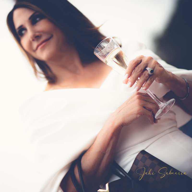 jakisabourin's tweet photo. Build the empire of your dreams.

Surround yourself with beauty.

Attract the devotion of loyal admirers.

Activate the Queen within you. 👑

BE the woman you were meant to be! → https://t.co/fIgYUBtNXE

#ActivateTheQueen #SelfEmpowerment
#EmotionalIntelligence #FeminineEnergy https://t.co/IR07FTn6SX