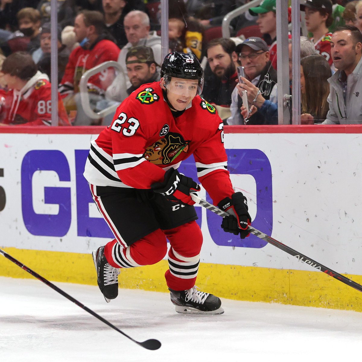 The Blackhawks have recalled forward Josiah Slavin and assigned forward Philipp Kurashev to the <a href="/goicehogs/">Rockford IceHogs</a>.