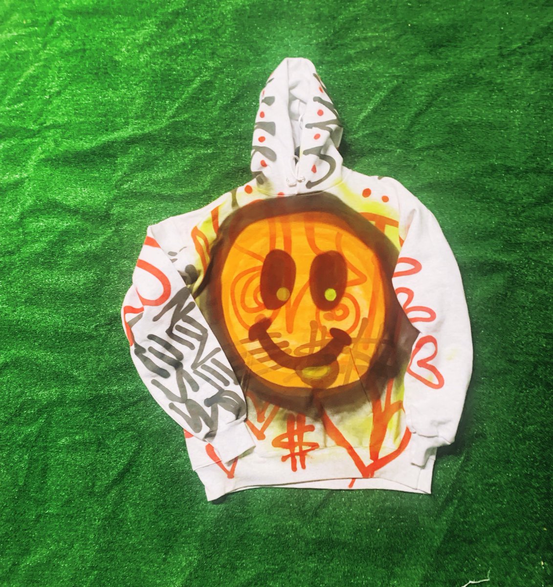 BernzyBiggaveli's tweet image. 1 of none

🎨: @MoreLessNation