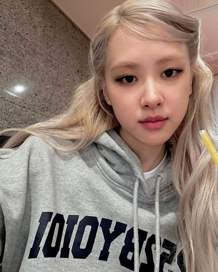 Nov 30 
My vaild vote for today 
Lúc nào cũng nhớ cục cưng 
#MAMAVOTE #rosé