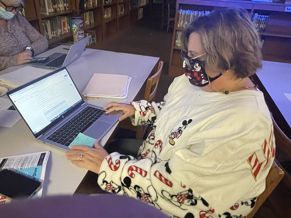 This amazing group of educators created targeted interventions for the next month in order to close the achievement gap. #datafordays #datadive <a href="/LelaSimmons19/">Lela Simmons</a> <a href="/DrNHenderson/">Nathalie M Henderson, PhD</a> <a href="/DrWarrenMorgan/">Warren Morgan</a>