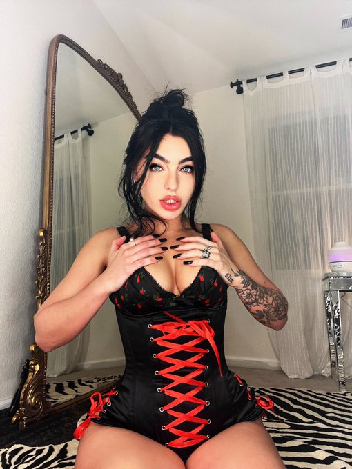 Yo I gotta chill. https://t.co/aM3qPQrocF