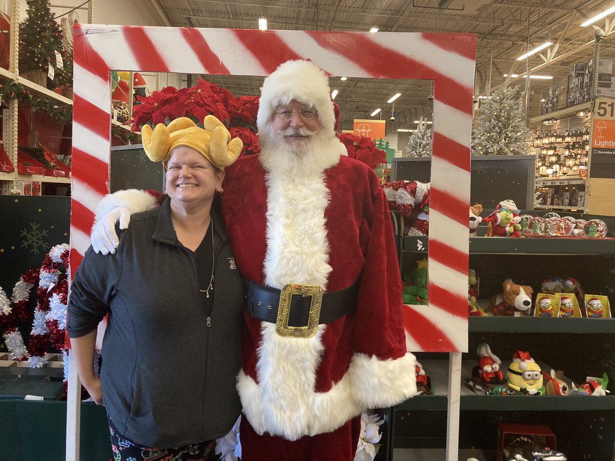 THD_3014's tweet photo. Black Friday was a success @THD_3014 Thanks to Dave in our Millwork department for being Santa!! He sure rocked his outfit, while bringing smiles to little faces (even associate faces too😜🎅🏼) https://t.co/W6dZcOtr0f