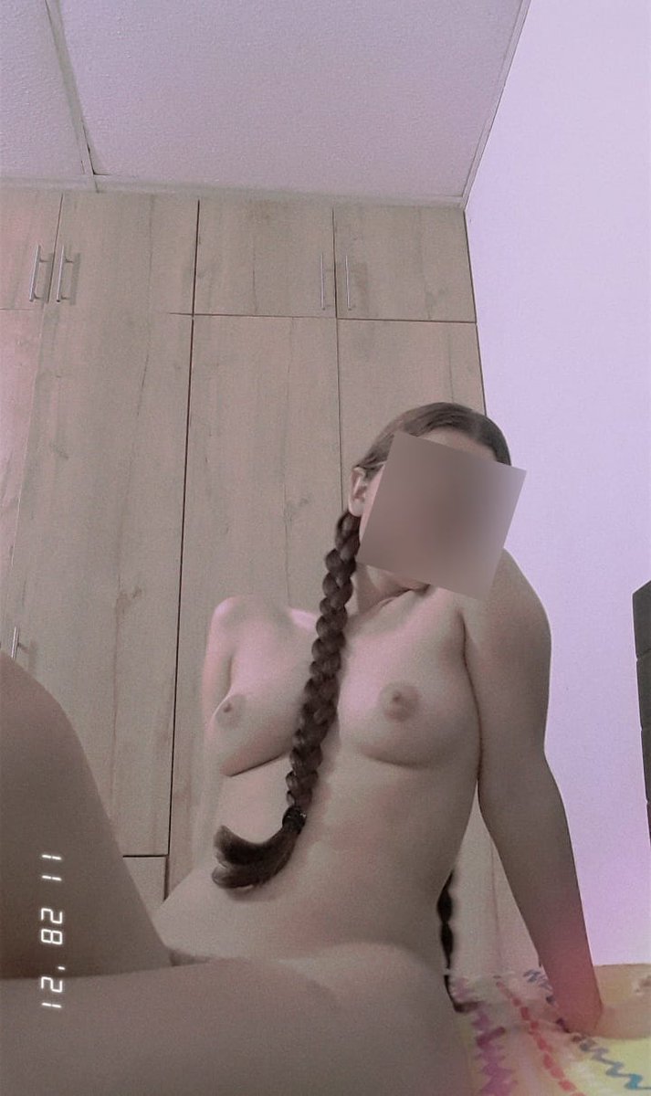 LuciaHotx's tweet photo. ¿Quieren ver mi lindo set de nudes con trenzas? 👀 🙊
Les dejo una muestra, si quieres ver más dame rt 😋🙈 o... Ya sabes donde y está todo🥵🥴
https://t.co/1IKDQamt6v https://t.co/cUrrqS4qc3