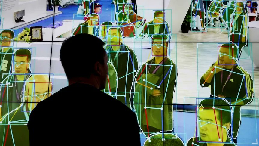 SpirosMargaris's tweet photo. How #ArtificialIntelligence is making decisions that affect us.

Some of those choices aren't that smart

https://t.co/hn25vFC9S8 #fintech #AI #MachineLearning #DeepLearnihng @jathansadowski @ABCaustralia @sallyeaves @ahier @psb_dc @HaroldSinnott @andi_staub @DioFavatas @Shi4Tech https://t.co/wc4nqVwG4o