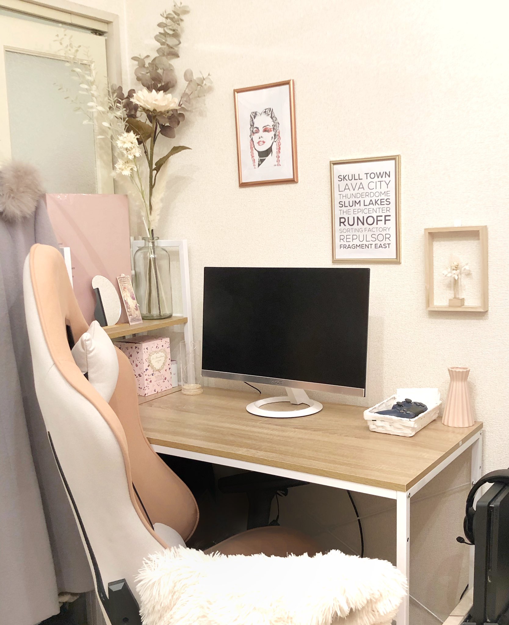 ゆこぷ モニター届いたのでデスク周り完成させた 自分的最高可愛いゲーム環境なって大満足 ゲーム女子 ゲーミング デスク かぐらあーと お前らのpcデスク周り晒していけ T Co F45bkdaru8 Twitter ゆこぷ モニター届いたのでデスク周り完成させた 自分的最高可愛いゲーム環境なって大満足 ゲーム女子 ゲーミング デスク かぐらあーと お前らのpcデスク周り晒していけ T Co F45bkdaru8 Twitter