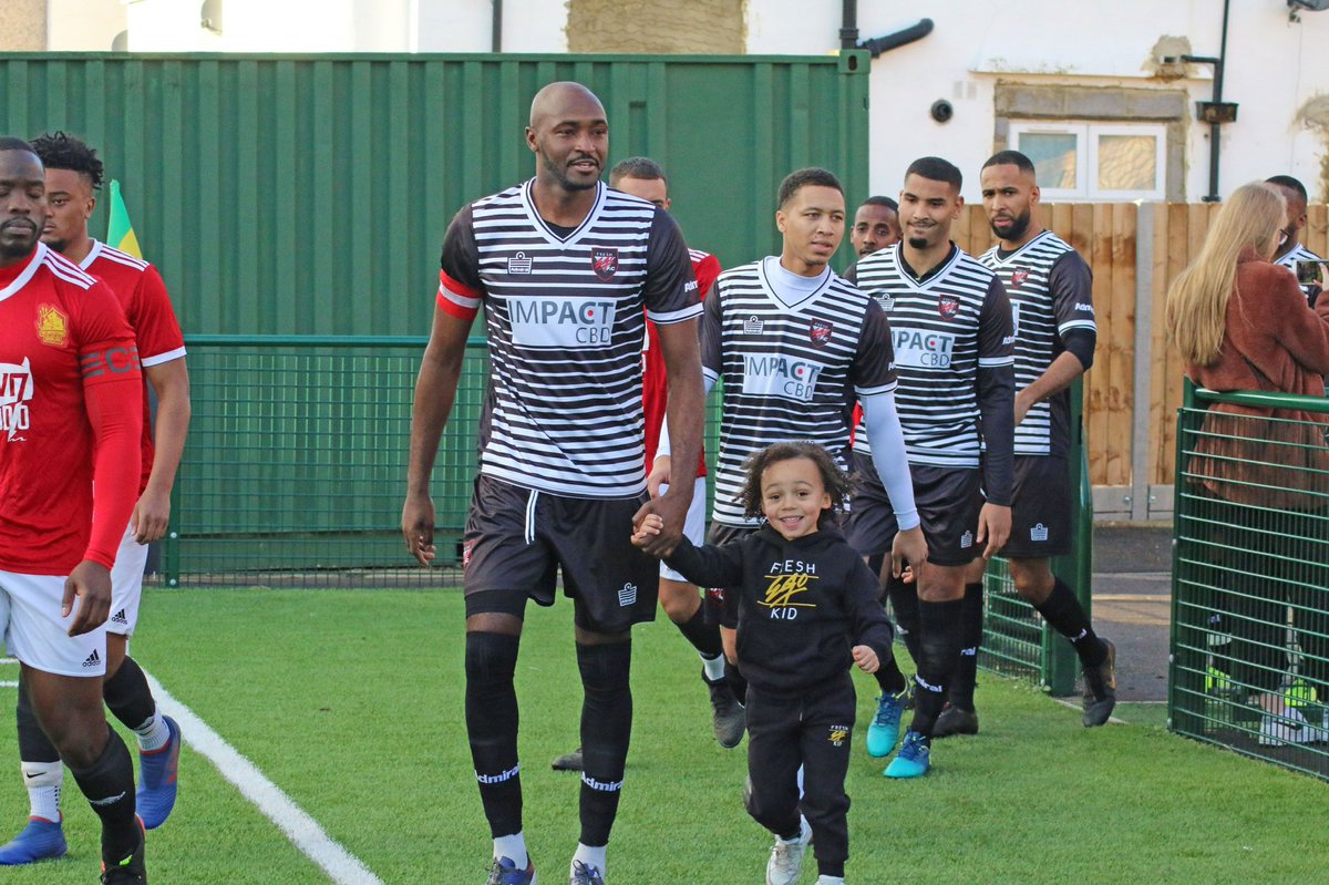 OmarVassell's tweet photo. Marvin Marvin. I love you big bro ❤️ what a guy. This man was everything and it hurts soo much that you’re no longer with us but your legacy will forever live on my broski. Everyone knew I was your favourite but we kept that between us😉 R.I.P 🌹❤️💔 https://t.co/dDJSUaqPft