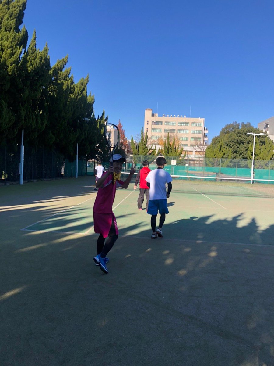SU_stc's tweet photo. 先日入れ替え戦と納会が行われ、代交代となりました！引退した方々は長い間お疲れ様でした🙇‍♂️
新体制になった埼玉大学ソフトテニス部の益々の活躍を期待しております❗️ https://t.co/1r4cgnuQAz