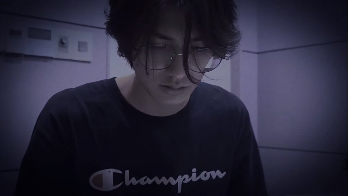 jooyeon looks like that one college boy from band club that everyone has a crush on