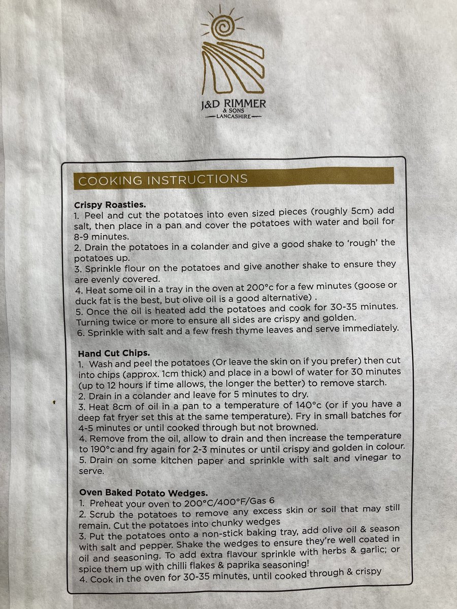 When it’s this cold and miserable, you can’t beat comfort food! The perfect Roasties 🔥❄️ #cooking #Food #roastpotatoes