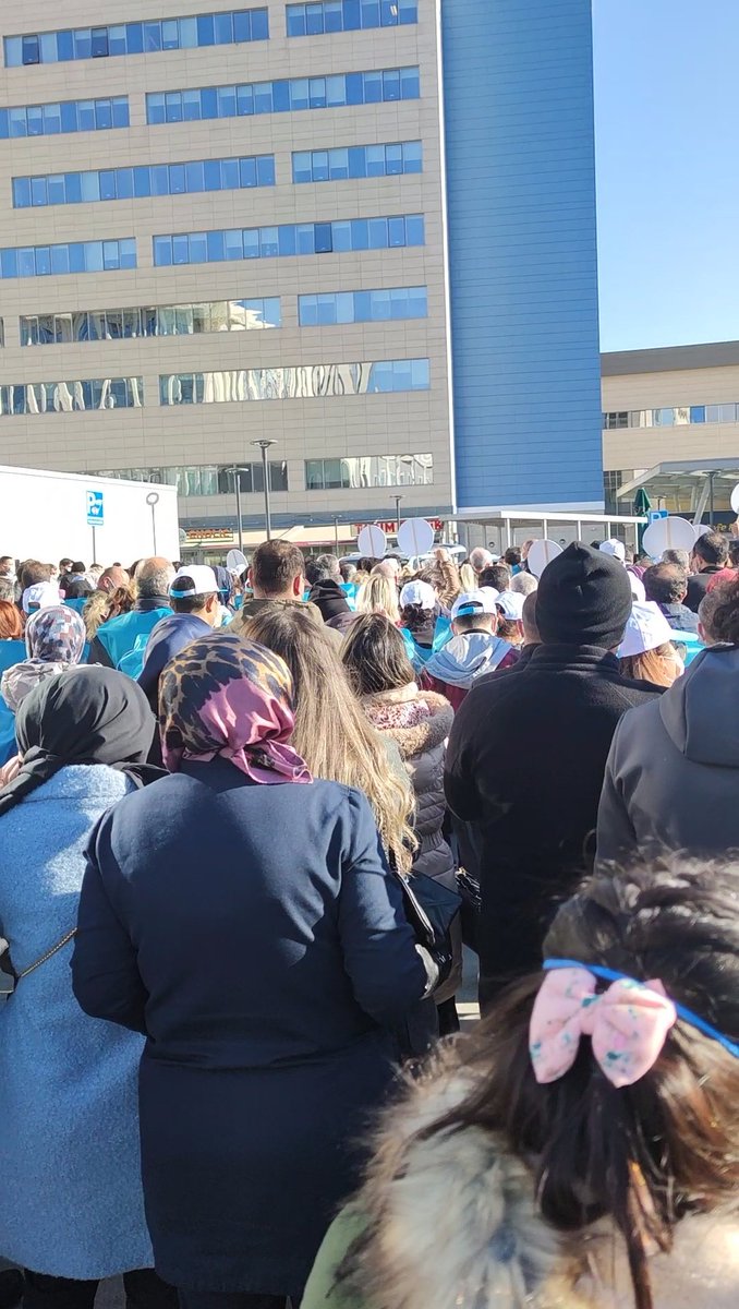 LisaHem3's tweet photo. #SağlıkçıGrevde Ankara grevde. https://t.co/CO0cb58kvH