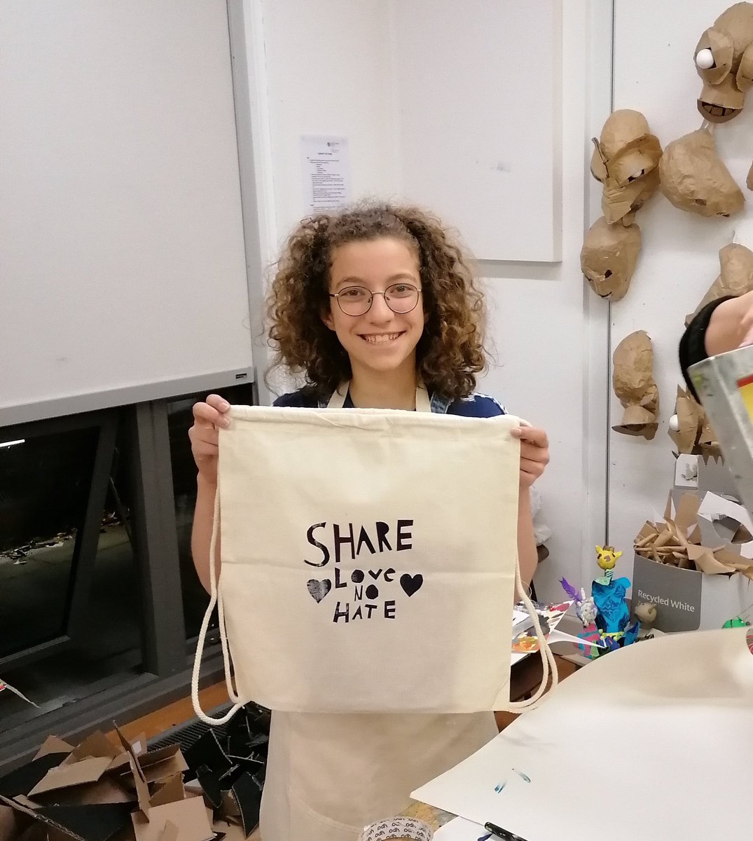 BoothamAction's tweet photo. The culmination of Judy's craftivist work on #AntiHate - beautiful printed tote bags. Really great social action work ❤️

@boothamschool @boothamjuniorschool
#BoothamSocialAction #BoothamCommunity #BoothamProud #LetYourLifeSpeak https://t.co/asNPMLmC6m