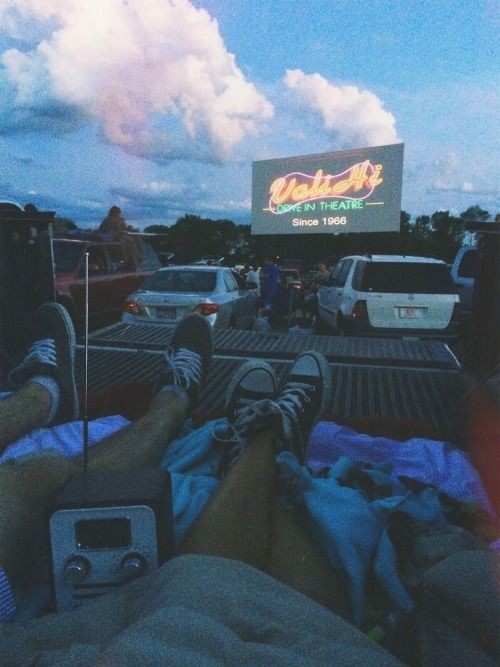 TanKirstine's tweet photo. TWITTER ENTRY #6: FILM 🎞️
#MILFilm #HagenA #XUMIL

For me, the top qualities of a great and worth-watching movie is a well written storyline, excellent acting and directing, cinematography, and the overall production. Also, a movie that shares an compelling story to + https://t.co/GJ1zp2ycUX