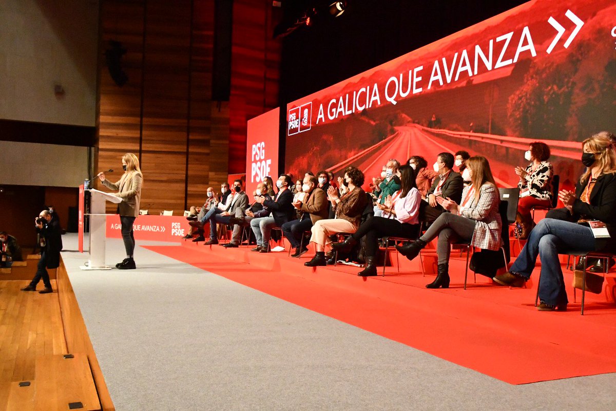 Estamos no #CongresoPSdeG. Galícia necesita un proxecto sociaista forte. A provincia de Pontevedra, a máis socialista, sumando. 
<a href="/regades/">David Regades</a> <a href="/pau_silleda/">paula fernandez pena</a> <a href="/LAntonioGomezP/">Luis Piña</a>