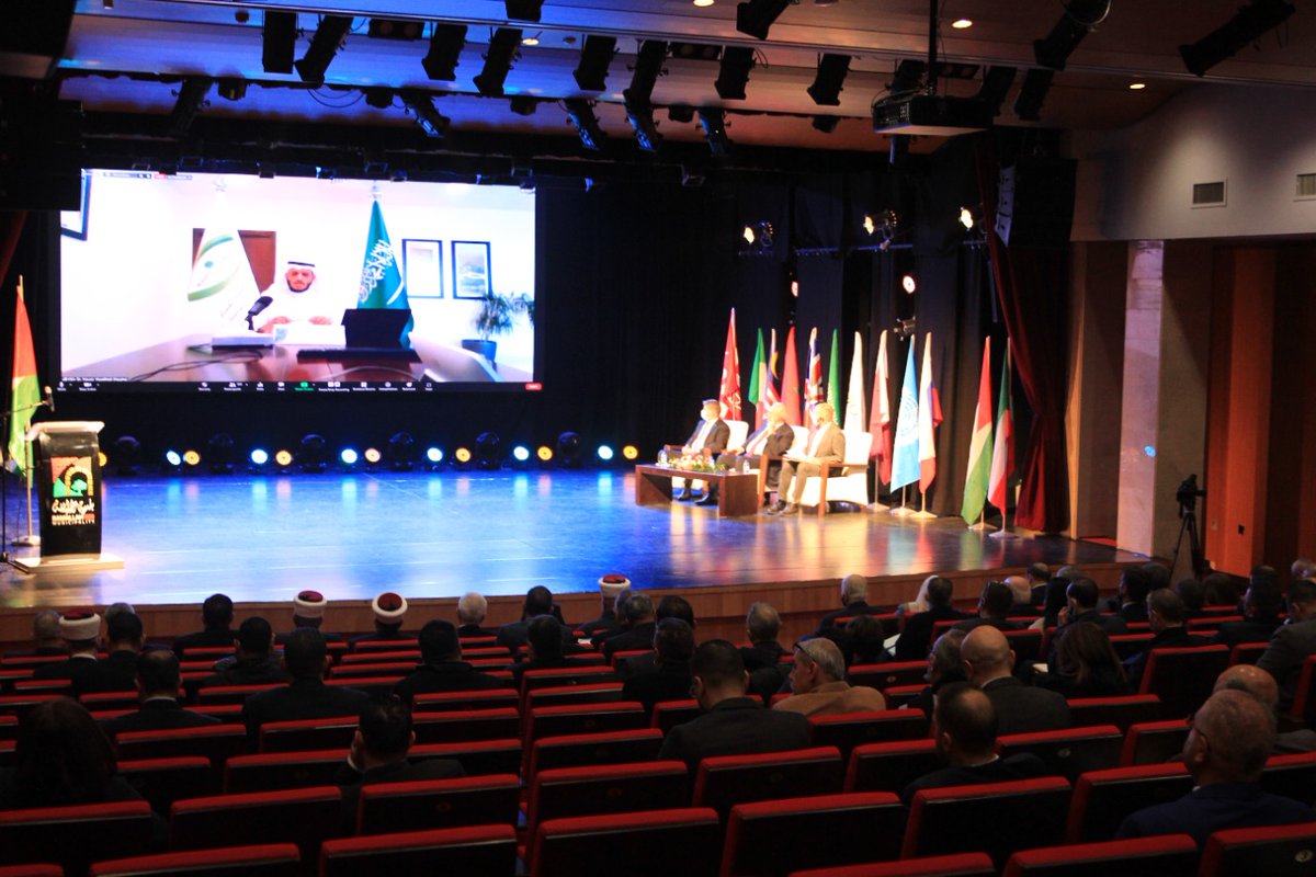 هيئة مكافحة الفساد tweet media