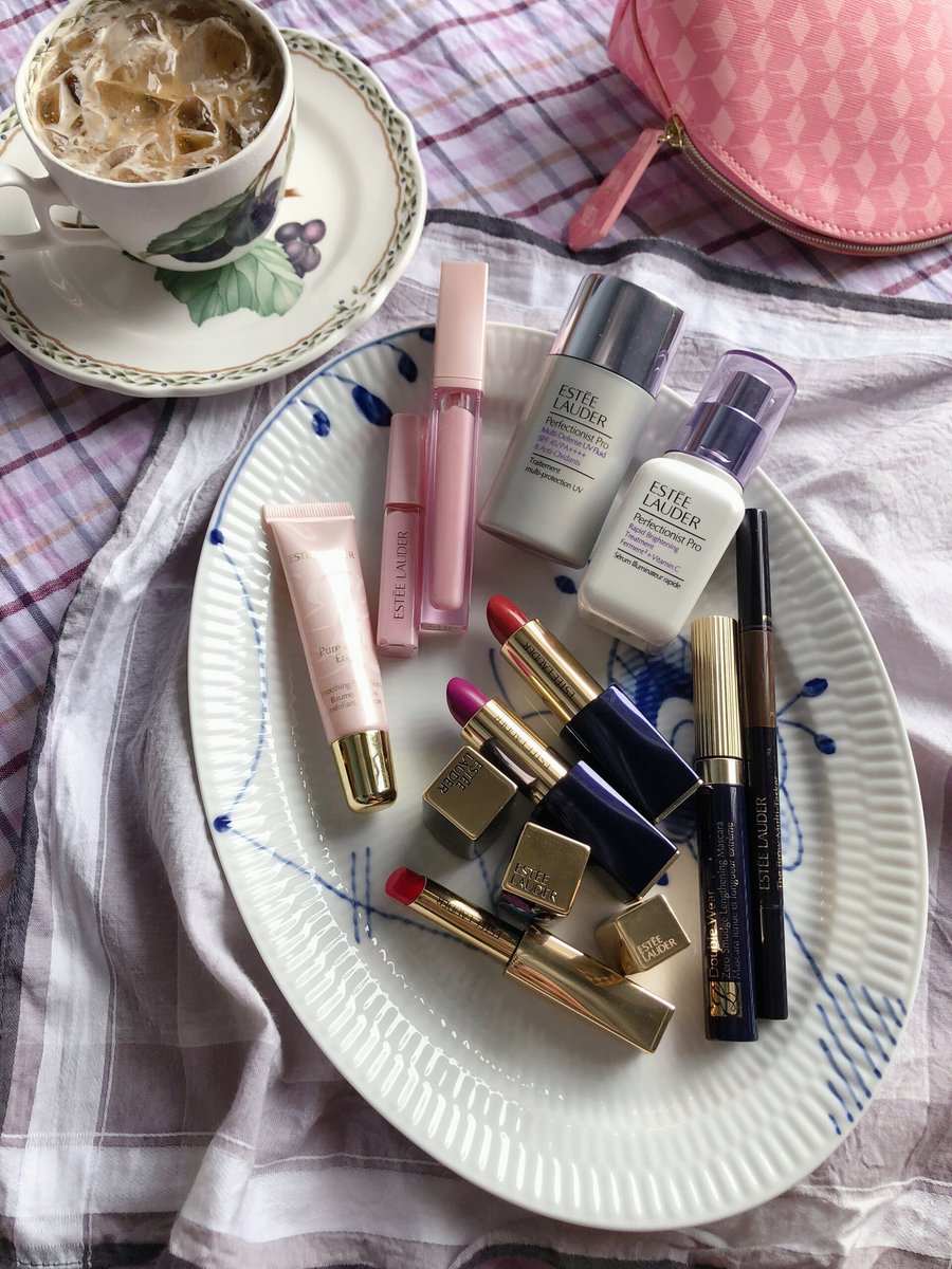 ptl_vt105's tweet photo. #esteelauder https://t.co/zuyYfkhnTb