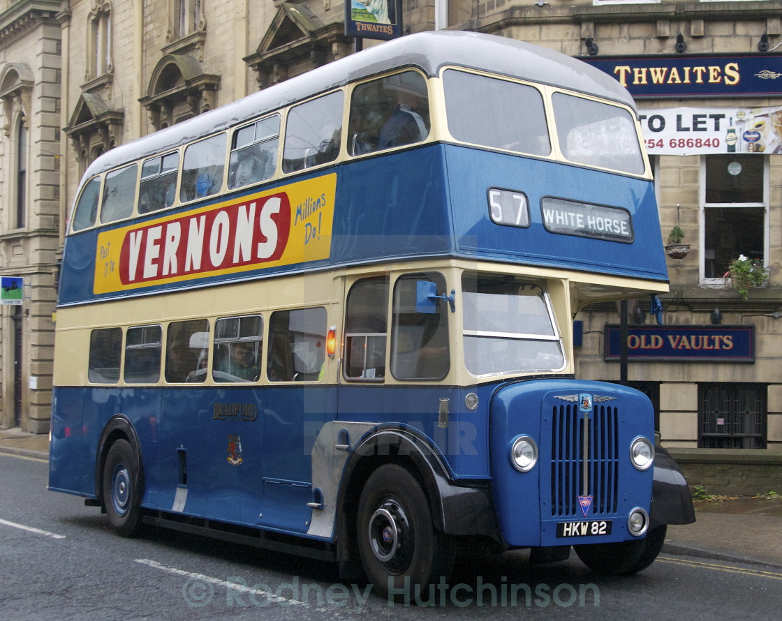 The Black Horse show will finish around 2:40 and people with tickets (or names on the list) will be taken to the next pub, The Bridge in Kirkstall in a vintage bus. Others can make their own way if they wish.