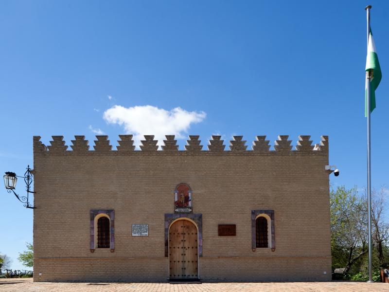 DIPUSEVI's tweet photo. ¿Buscas un plan diferente? Visita Coria del Río, cruce de culturas junto al #Gualdaquivir ➡️https://t.co/rTXw9VhYjJ @Sevilla_Turismo

💡Y la Casa de Blas Infante declarada #BIC ➡️@CEAndaluces

#Sevilla #ProvinciaSev #TurismoSev #CoriaDelRío #Andalucía @aytocoriario https://t.co/v05qizZiMq