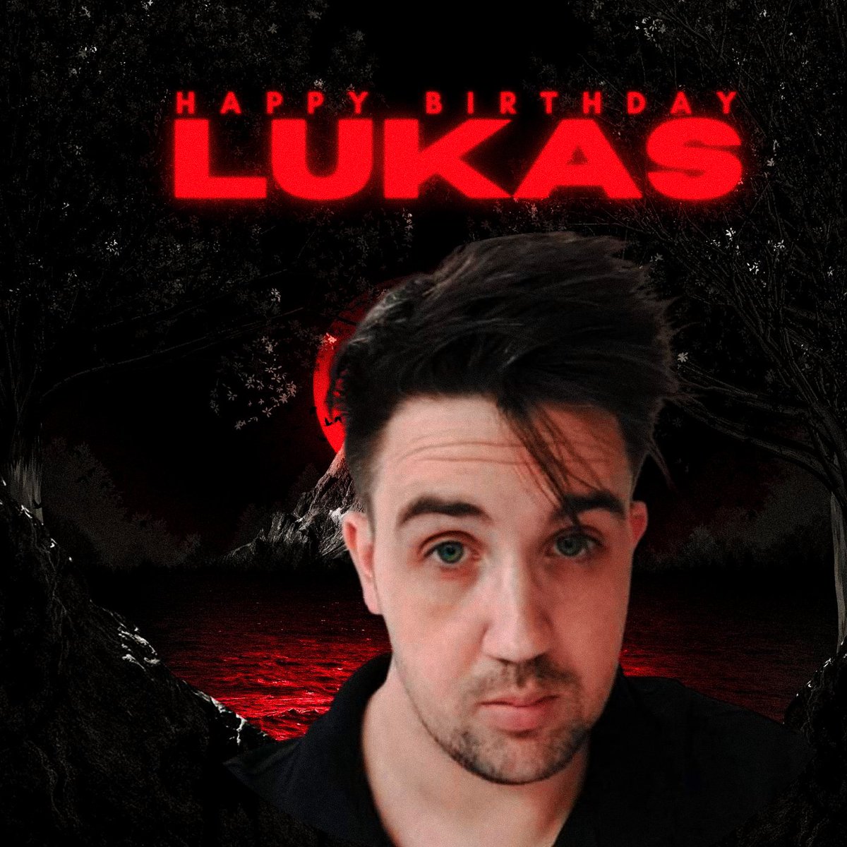 iProjectMoonman's tweet image. Super late birthday post for @lukas_moonman🎈🎈🎈