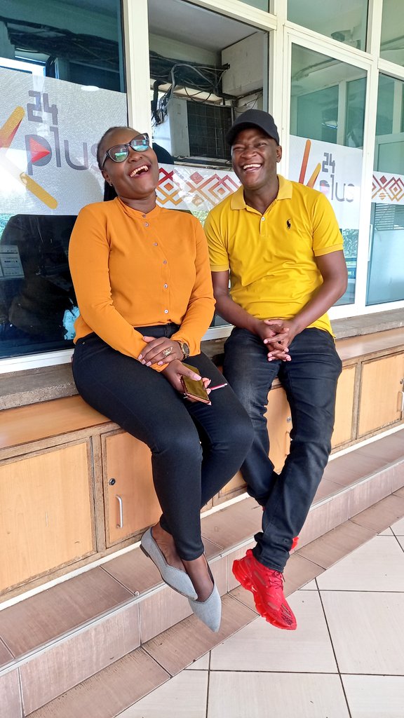 Milele_FM's tweet photo. Tegea uhondo, umbea na kicheko kwa masaa matatu hapa #TyraNaOtosMilele nao @Tyrahmercie na @Cpt_Otos. TUNE IN! @Milele_FM @DicksonMpapale https://t.co/0m1EACKwzU